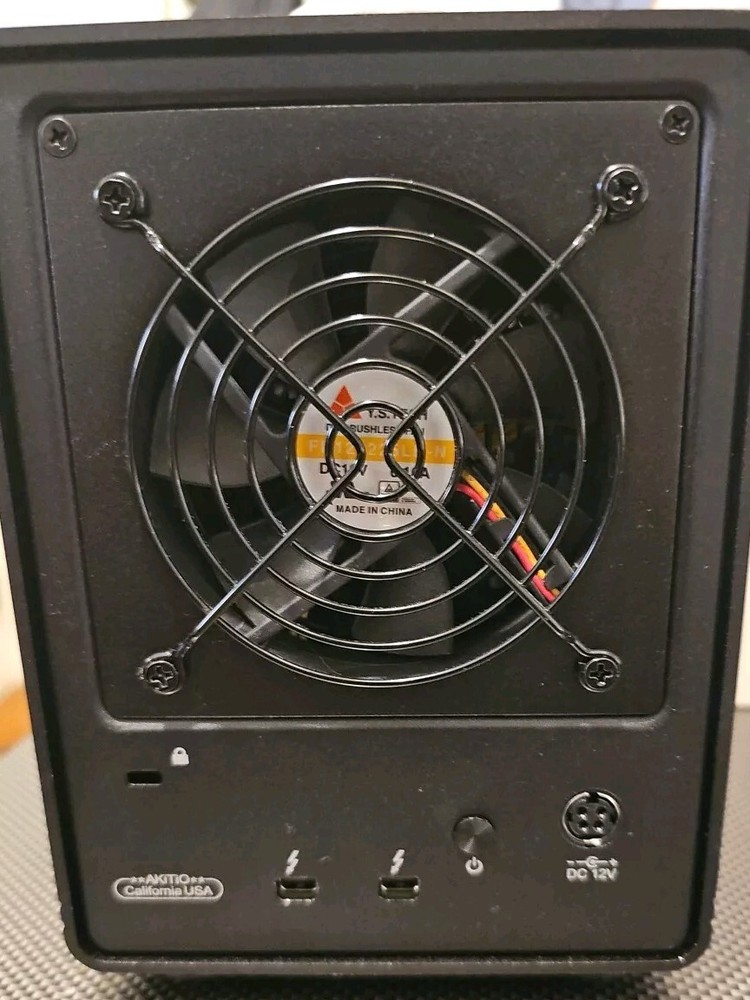 AKiTiO Thunder2 QUAD 16TB 3.5" HD