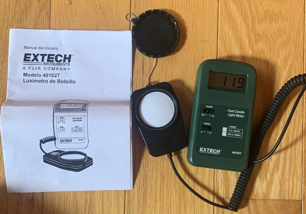 EXTECH 401027 FOOT CANDLE DIGITAL LIGHT METER 200FC 2,000FC FOR BASIC LIGHTING