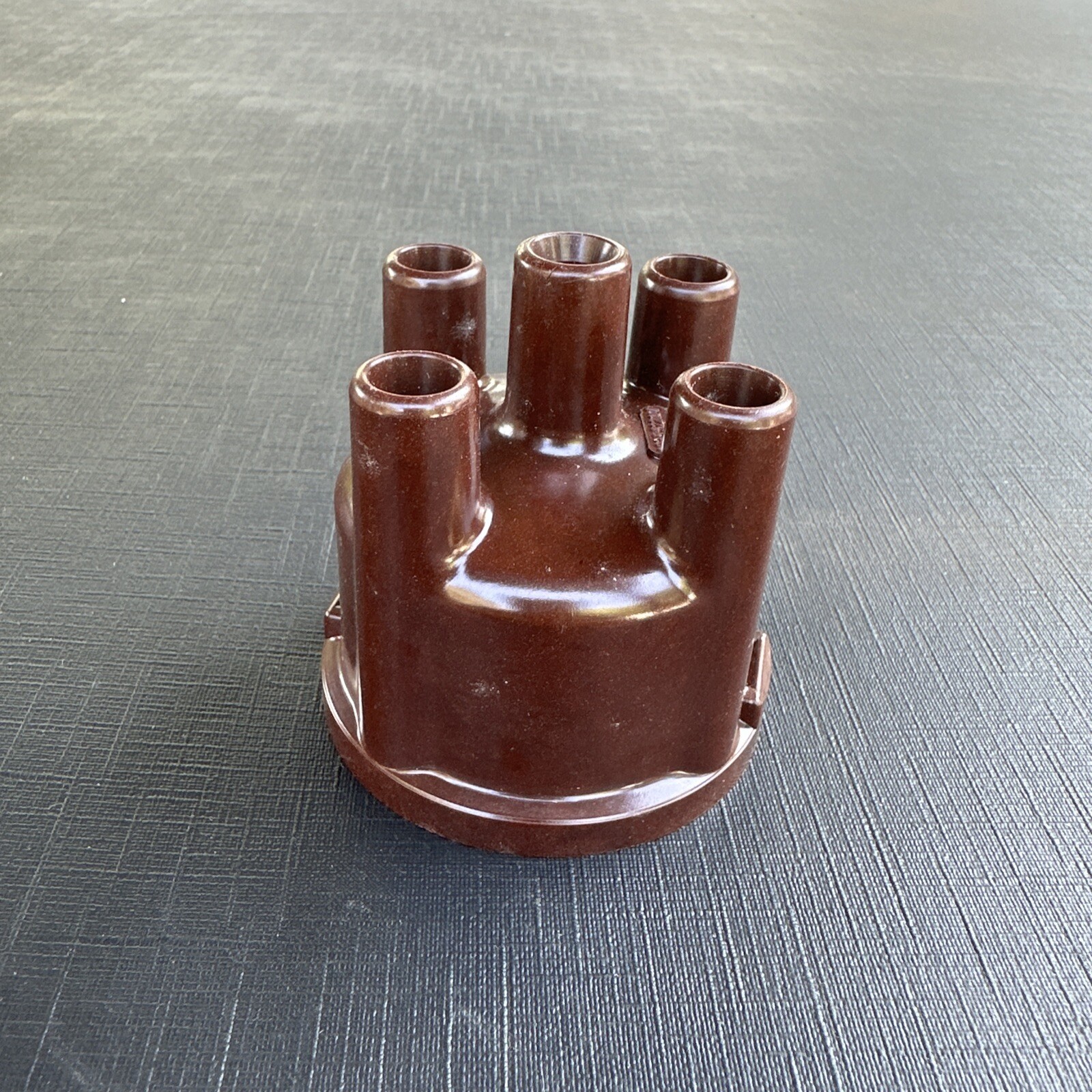 Vintage NOS Bosch 1235522107 187 Distributor Cap BMW Volvo MADE IN GERMANY