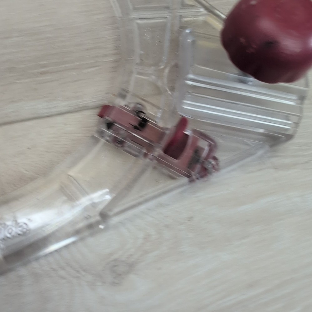 Milescraft Router Jigs Turnlock Offset Base & Circle/Edge Guide Thumb Release