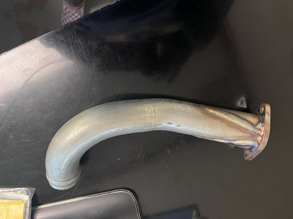 A1754007-1 RH REAR RISER PIPE