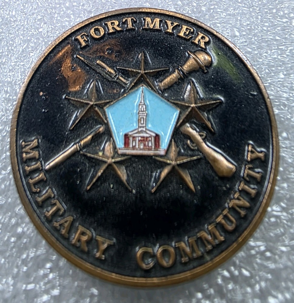 Fort Myer Military Community, Commander, Command Sergeant Major Challenge Coin
