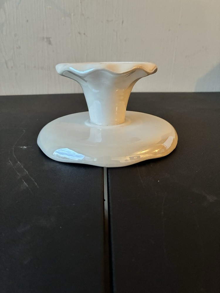 White Ceramic Round Pedestal Cake Stand Glossy Finish Solid Pattern