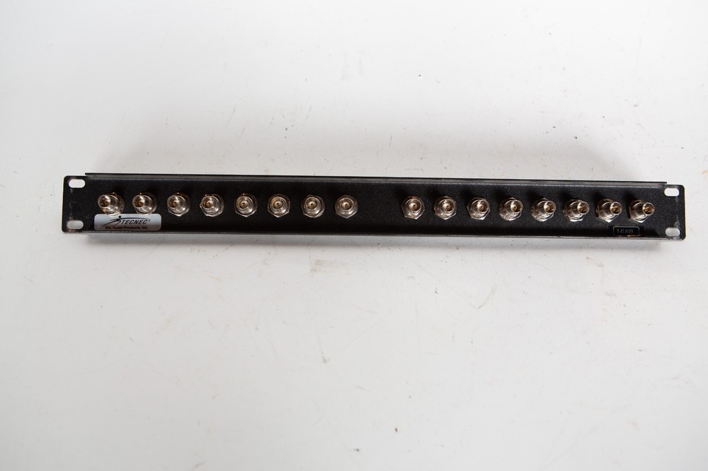 16XB Black Rackmount BNC Panel