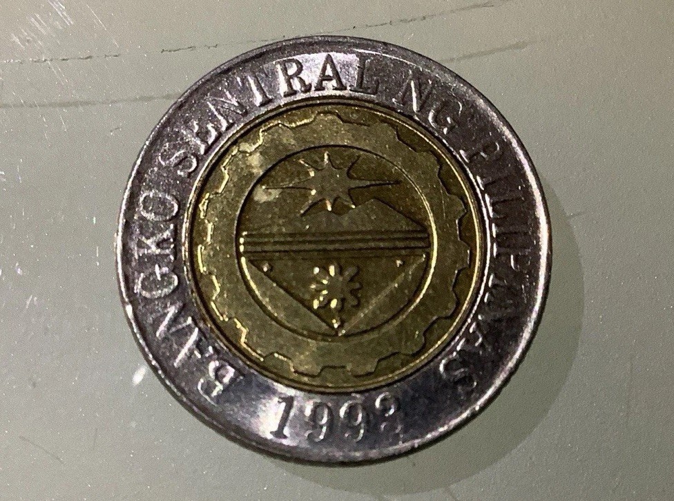 Philippines 10 Piso 2006 Circulated