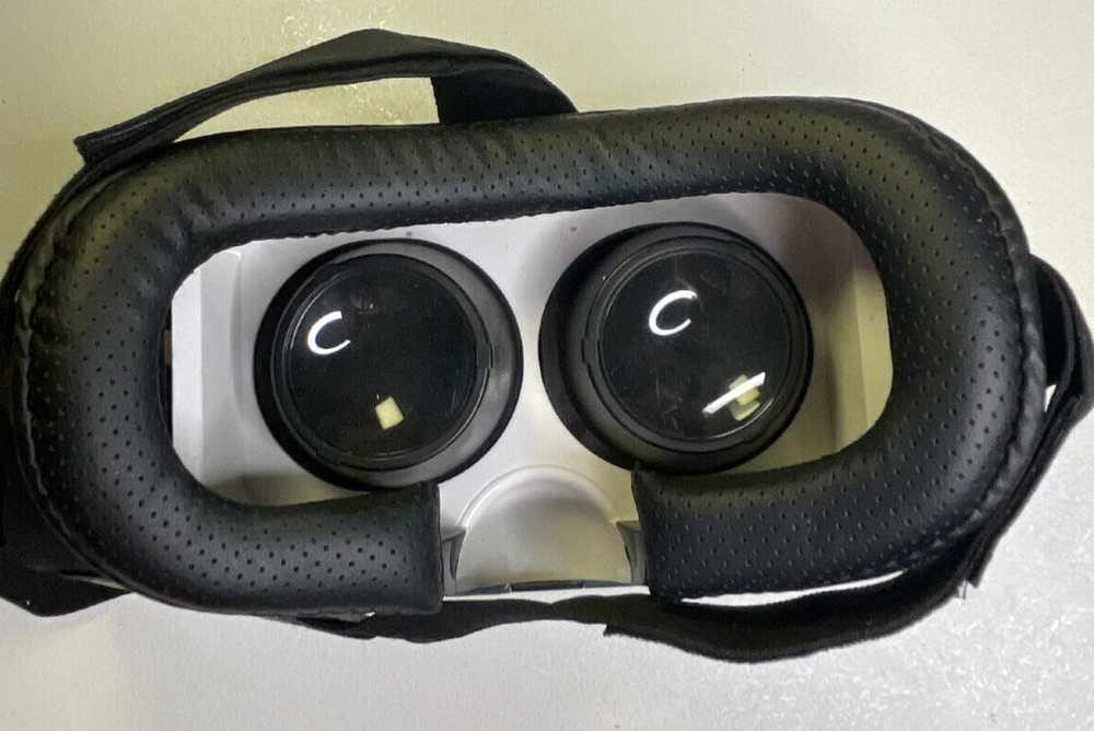 EVO VR ULTRA 11 VIRTUAL REALITY HEADSET WHITE - HEADSET ONLY