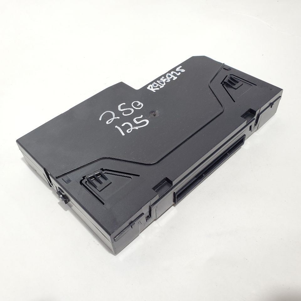 2014 Mercedes E550 OEM Rear Trunk Sam Module 5dk011023