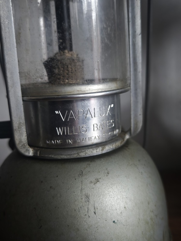 Willis & Bates Vapalux Paraffin Lanterns X3