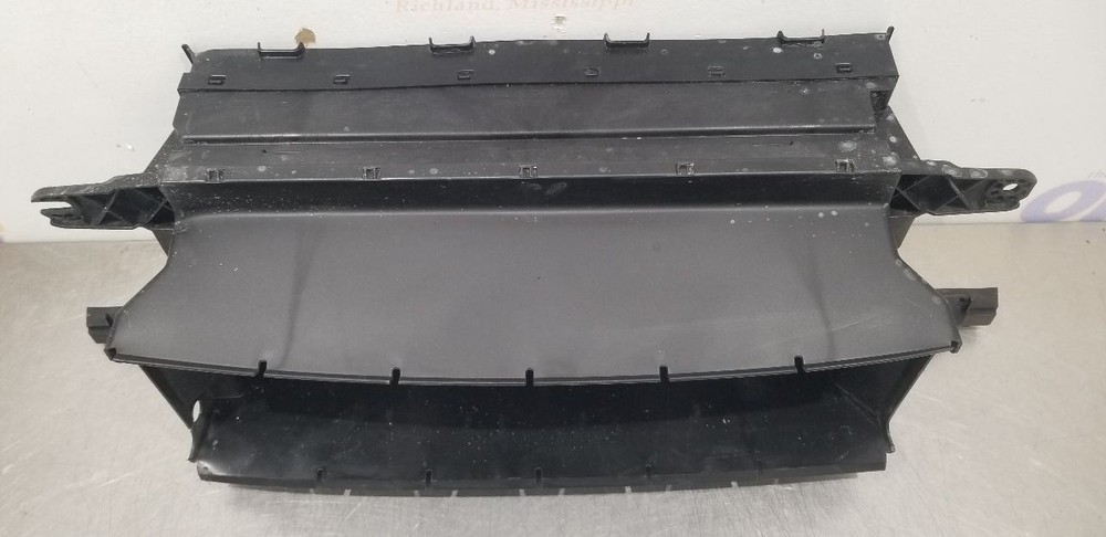 19 FORD F150 3.0L LOWER AIR SHUTTER ASSEMBLY