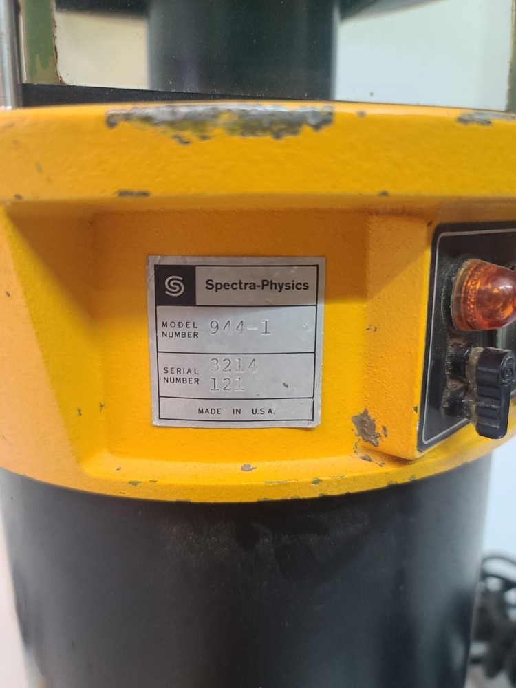 Spectra Physics 944 SL Rotary LaserLevel w/ Case