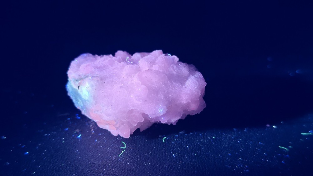 UV Reactive Mangano Calcite Specimen