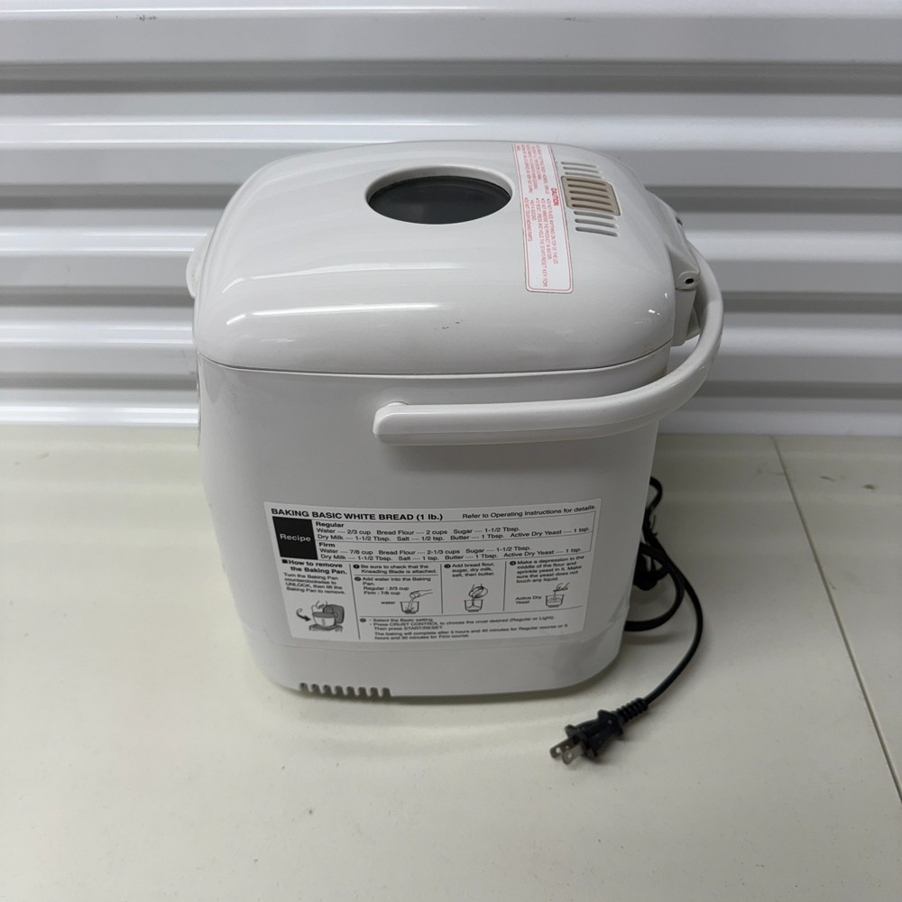 Zojirushi BB-HAC10 Home Bakery 1-Pound-Loaf Programmable Mini Breadmaker