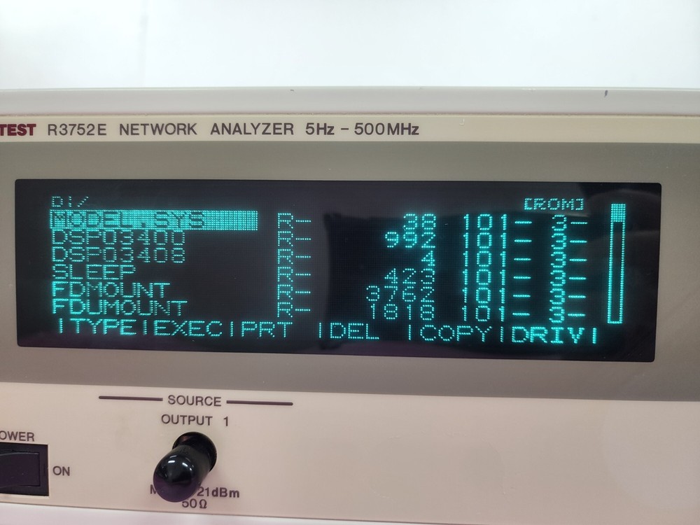 ADVANTEST R3752E Network Analyzer 5 Hz to 500 MHz, Output 1, Input A(Receiver)