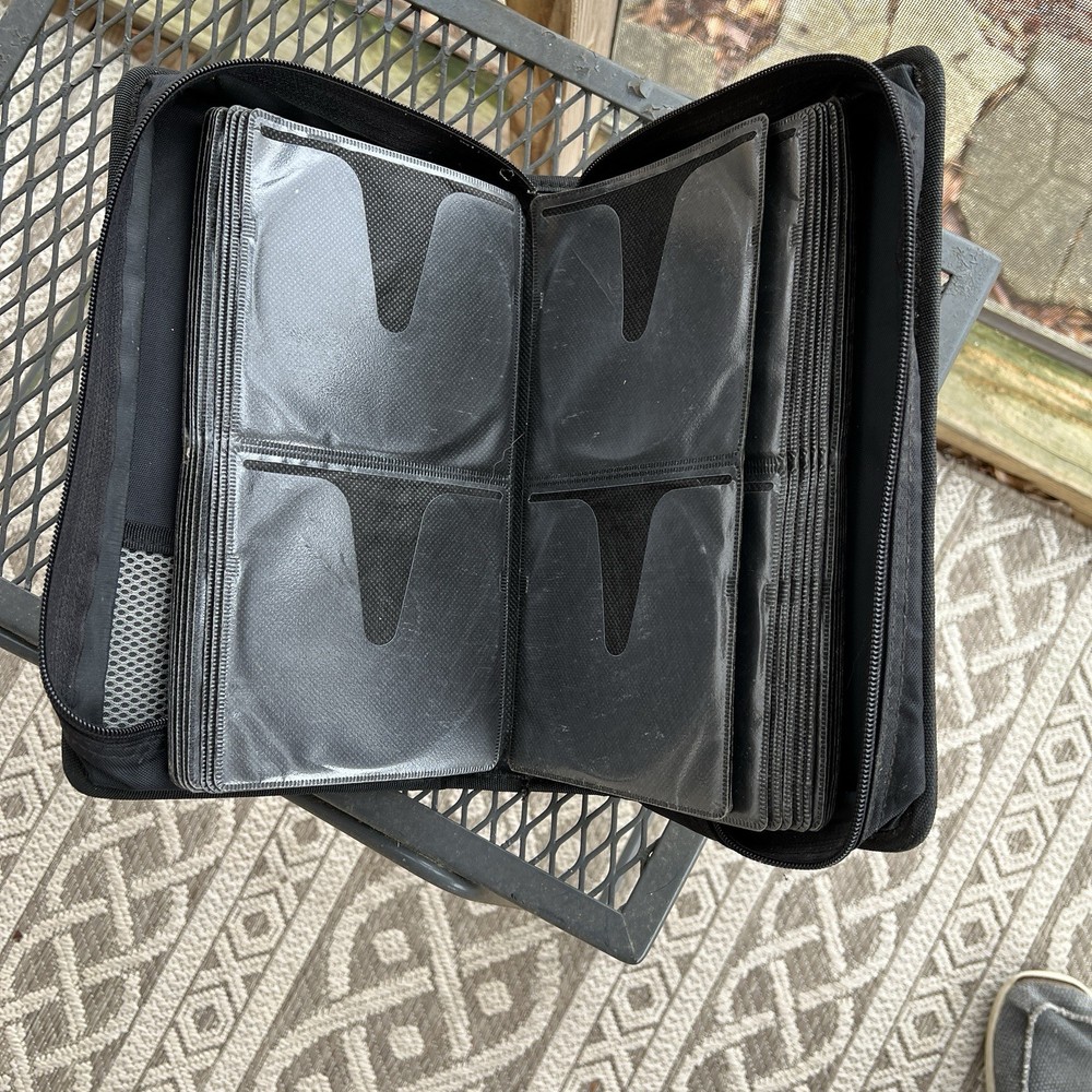 Case Logic 96 Disc Zip Around CD/DVD/Blu-Ray Storage Case Wallet Binder, Black