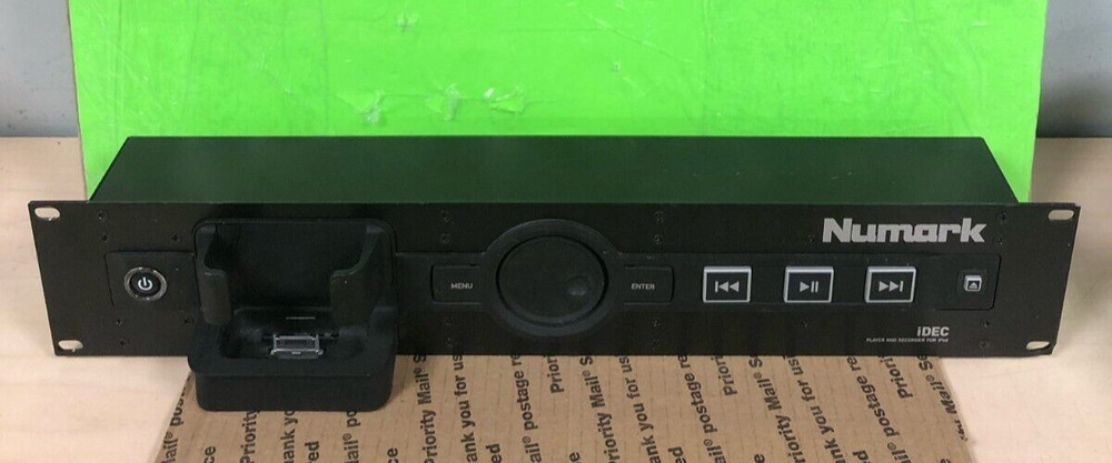 Numark iDEC A/V Playback and Recording Rack Interface for iPod (TESTED)