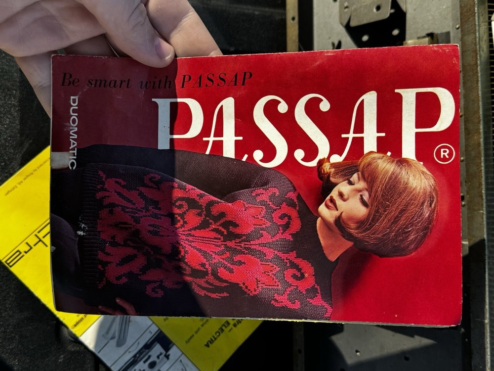 Passap M-201 Speed-O-Knit Flat Bed Knitting Machine ~ Untested w Tools! READ