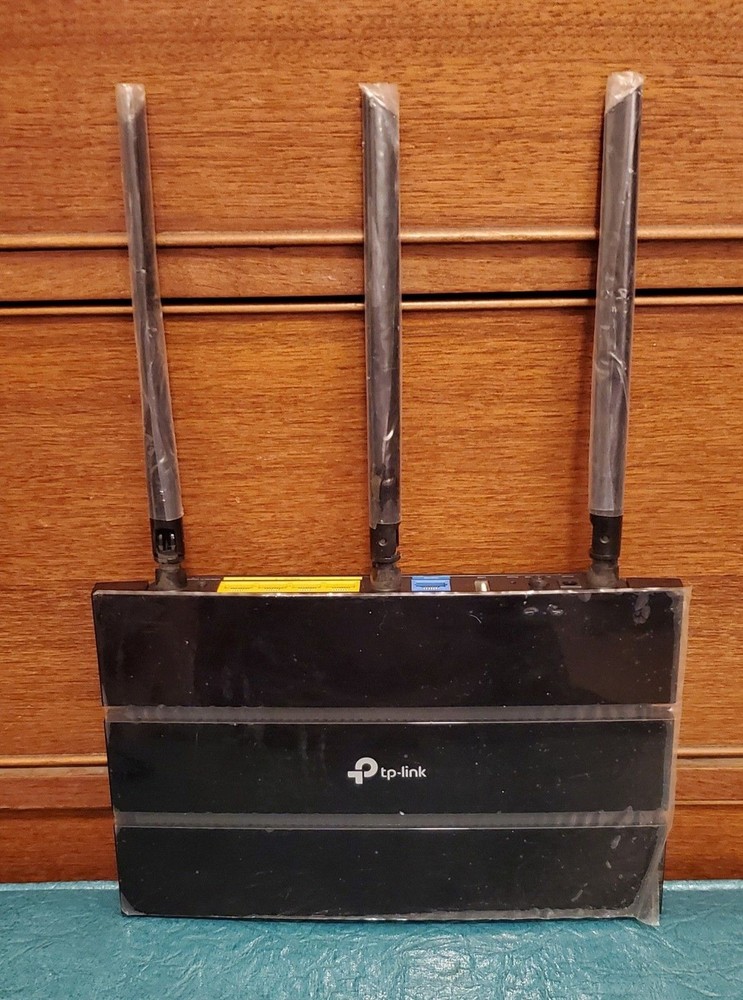 LOT Mixed Network Equipment Routers Modems Switch TP Link Netgear All Power On