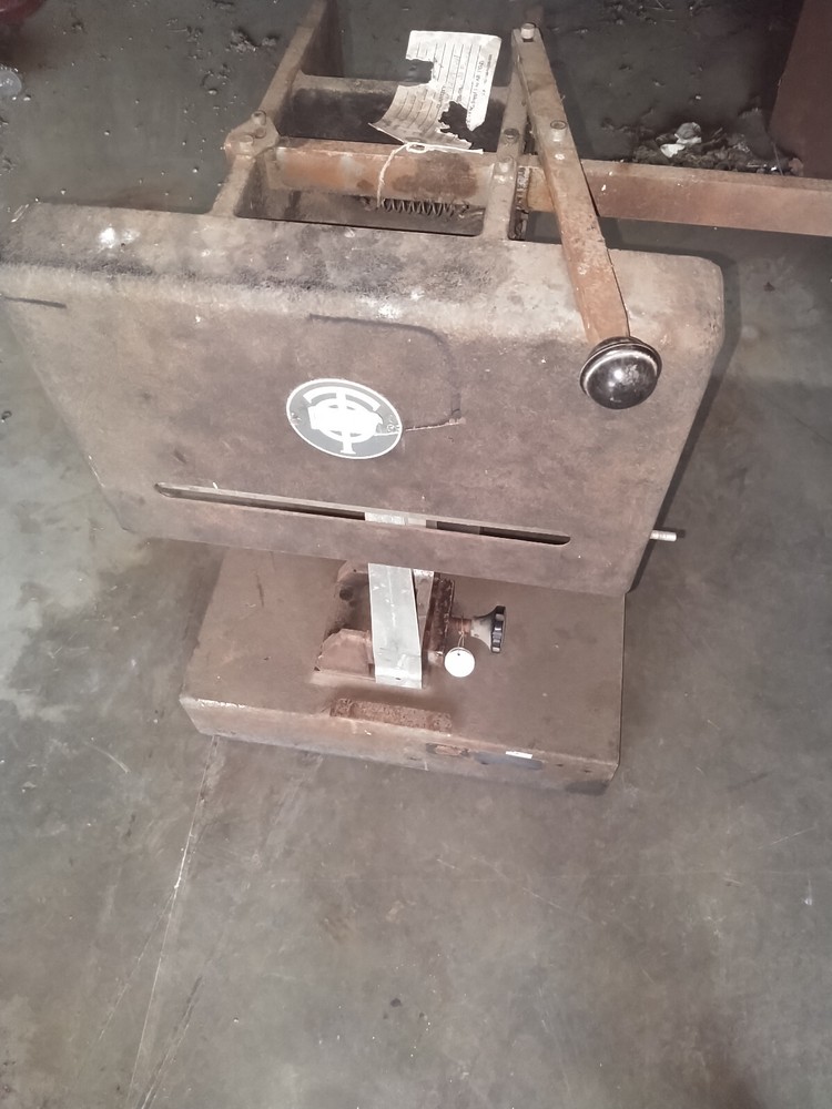 Tinius Olson Plastic Impact Tester