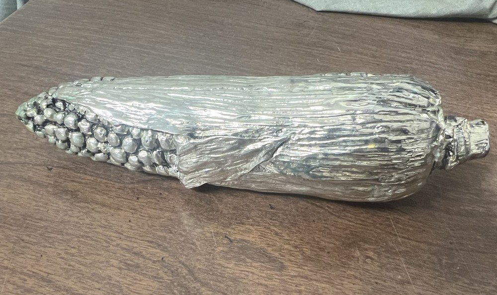 LOVELY SILVERPLATE EAR OF CORN TABLE DECORATION 7" LONG