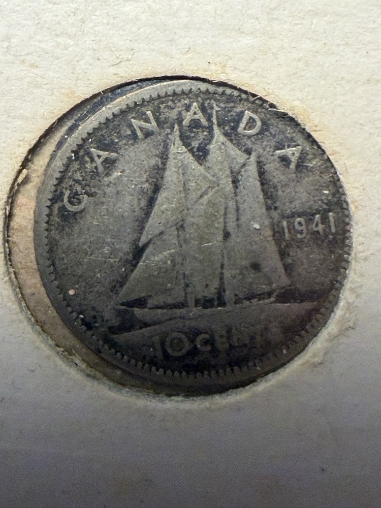 1941 Canada 10 Cents silver coin