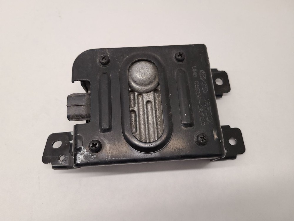 2017 - 2018 Kia Sorento Camera/Projector Radar Unit Front Adaptive Cruise