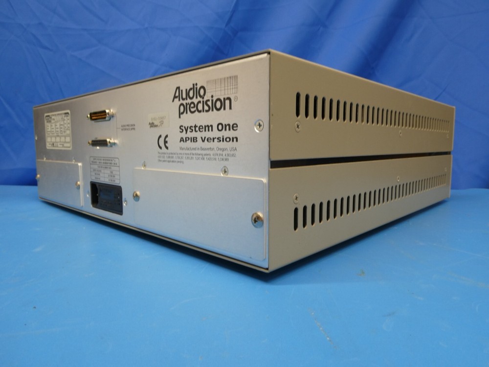 Audio Precision SYSTEM ONE SYS-11A (SYS1-55457) with manual