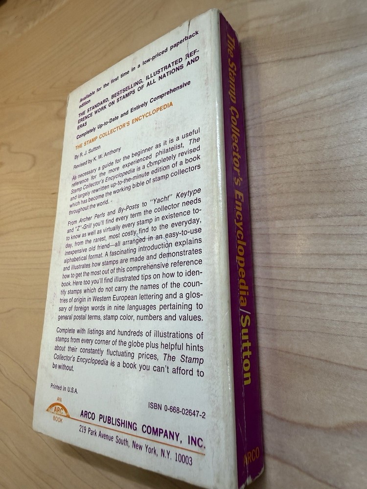 The Stamp Collector's Encyclopedia / R J Sutton / ARCO / 1973