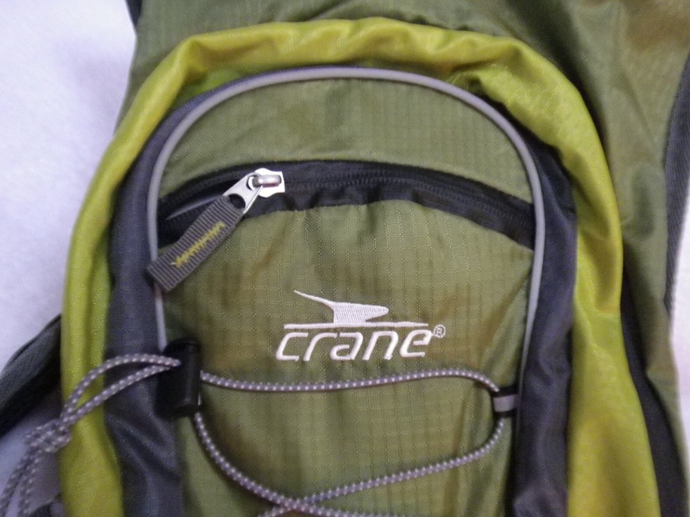 CRANE AUTHENTIC TWO TONE GREEN WALKING HIKING Backpack PADDED BACK 92070