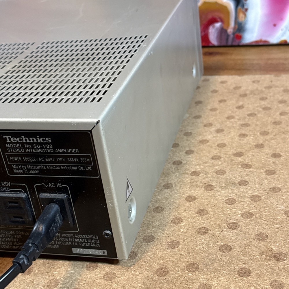 Vintage Technics SU-V88 Silver Stereo Integrated DC Amplifier Phono Stage