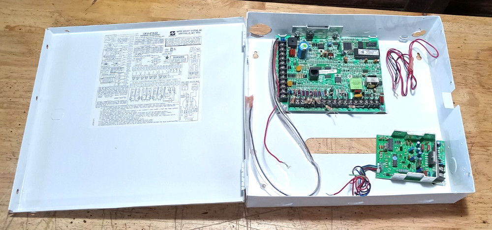 Napco Gemini GEM-P1632 Alarm System Panel - Read