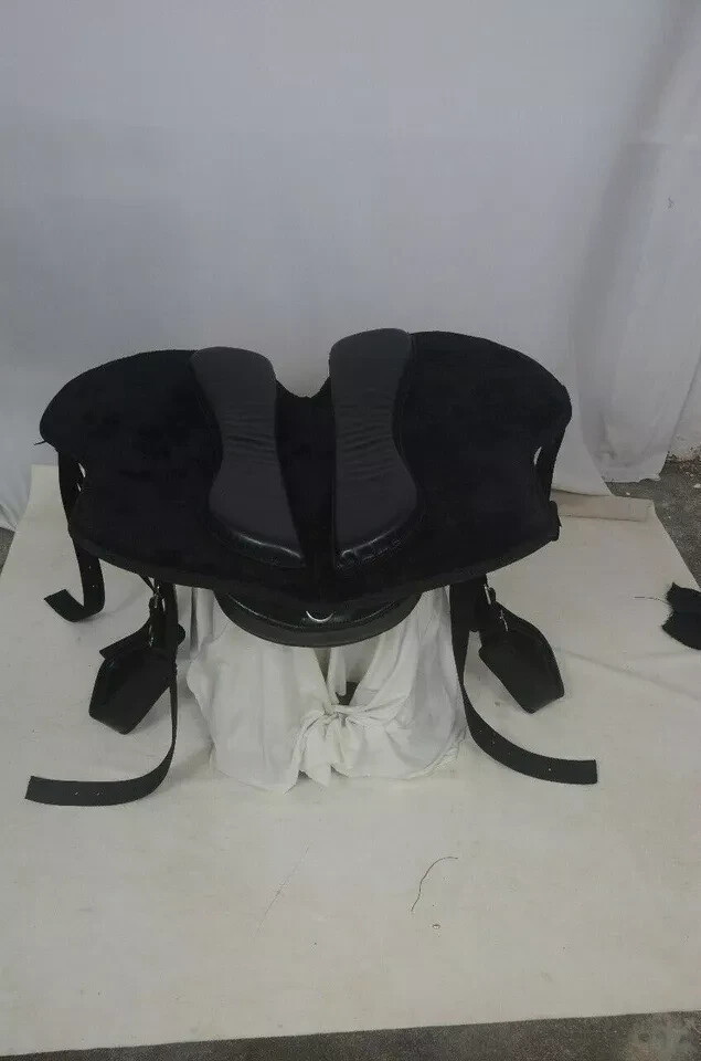 Western style Synthetic Treeless Saddle with Extra Panel (Size 15")
