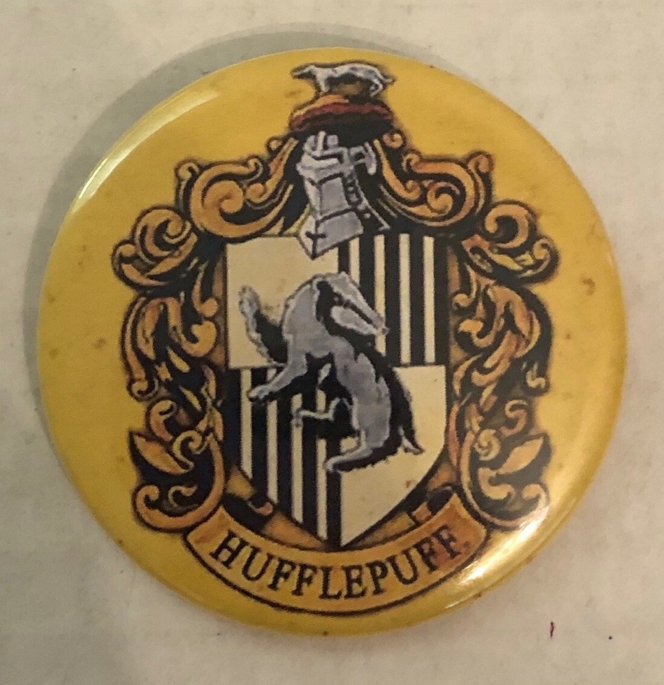 Harry Potter Hufflepuff Button Pin (A)