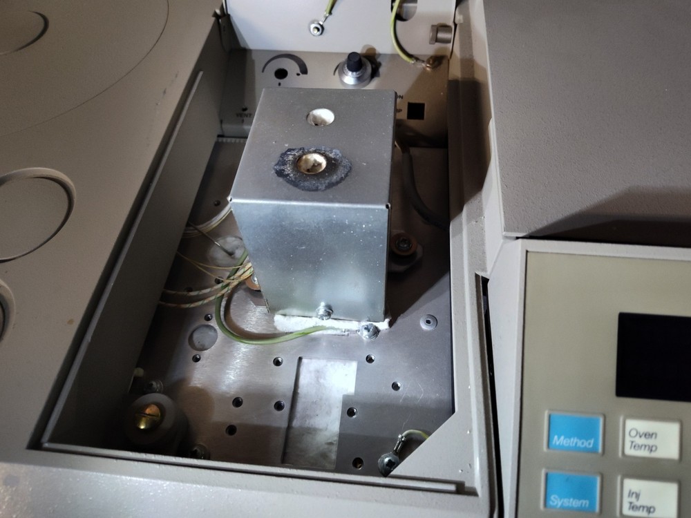 Perkin Elmer AutoSystem Gas Chromatograph System