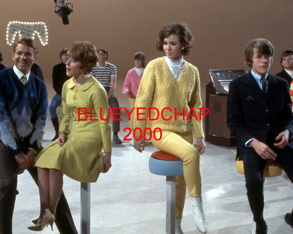 LESLIE GORE-DICK KALMAN & PETER NOONE  UNPUBLISHED 8 X 10  PHOTO