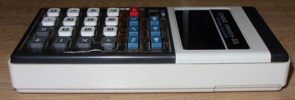 CASIO MEMORY-8A CALCULATOR WITH CASE, MODEL CD-813, ca 1975, WORKING