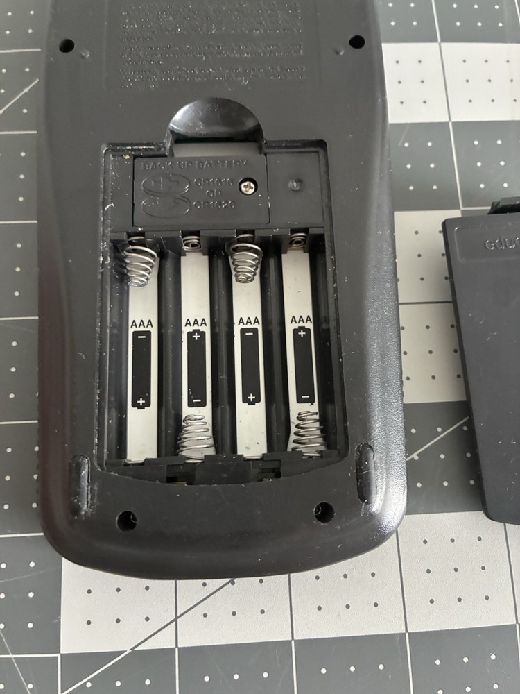 Texas Instruments TI-83 Plus Graphing Calculator -Black Tested & Working