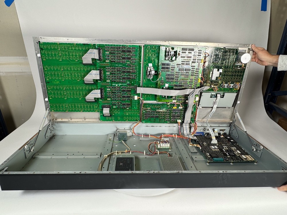 SONY Switcher Control DVS-8000C & Model BKDS-8010 Switcher Panel