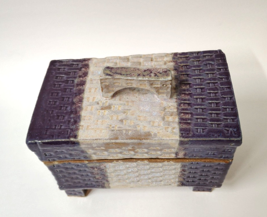 Handmade Pottery Keepsake Box With Handled Lid Pottery Barn