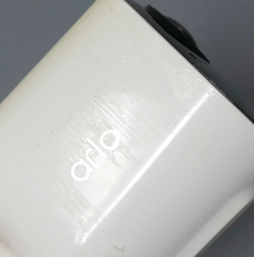 Arlo Ultra2 VMS5340-2BYNAS 4K Spotlight Cameras Security Bundle 3-Pack