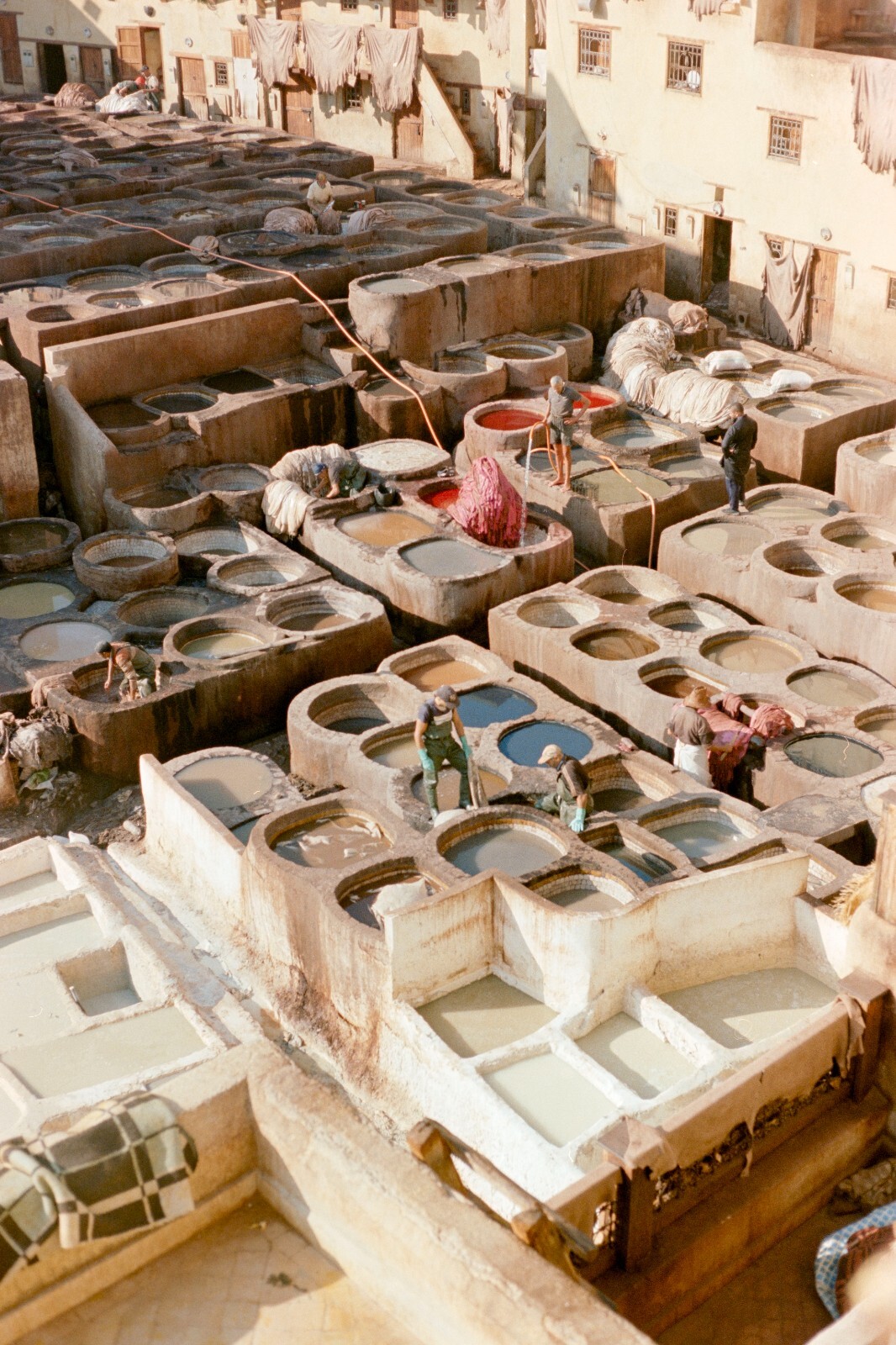 30m Dealer's V3 250D, RESPOOLED Kodak Vision 3 AHU, NO REMJET C41 35mm Film Bulk