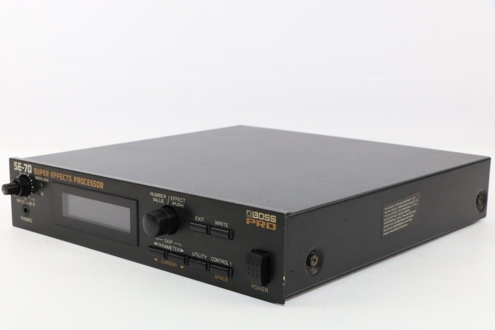 BOSS SE-70 Super Effects Processor Vocoder New Internal Battery From Japan