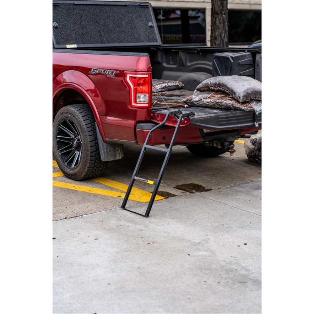 Traxion 5-100 Tailgate Ladder