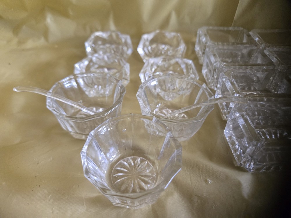 Vintage Salt Dips/glass