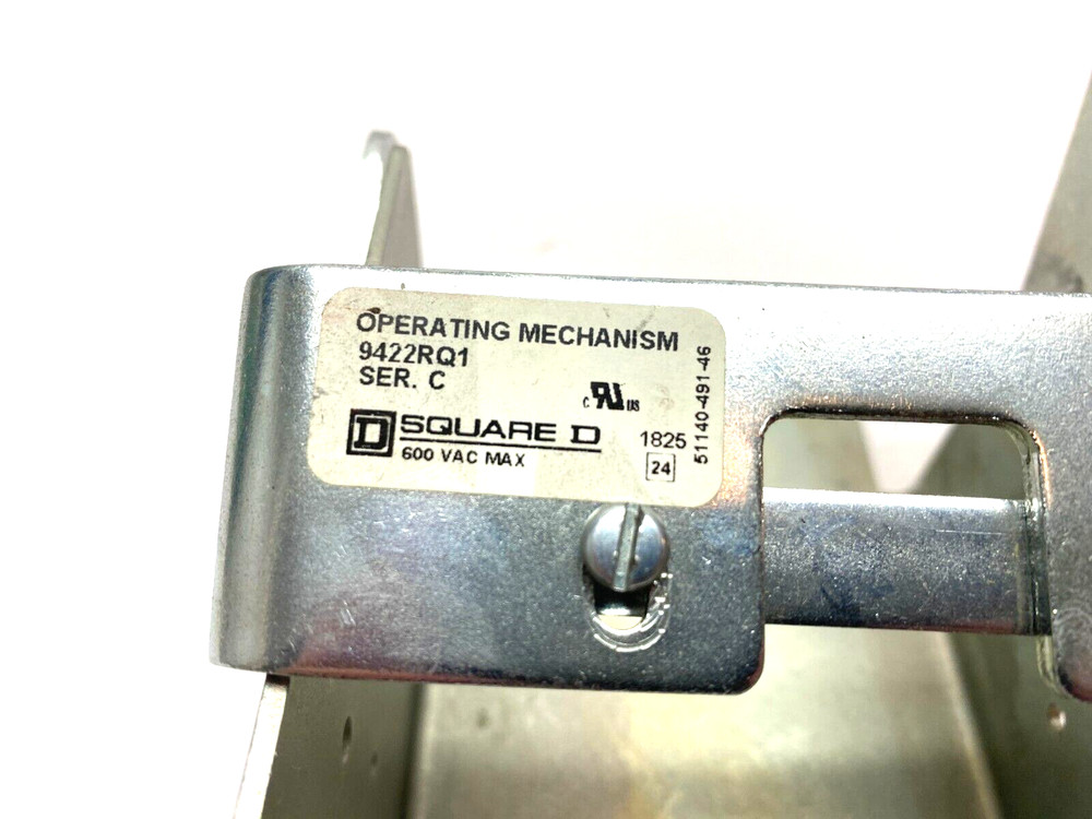 Square D 9422RQ1 Ser. C Operating Mechanism NO HANDLE