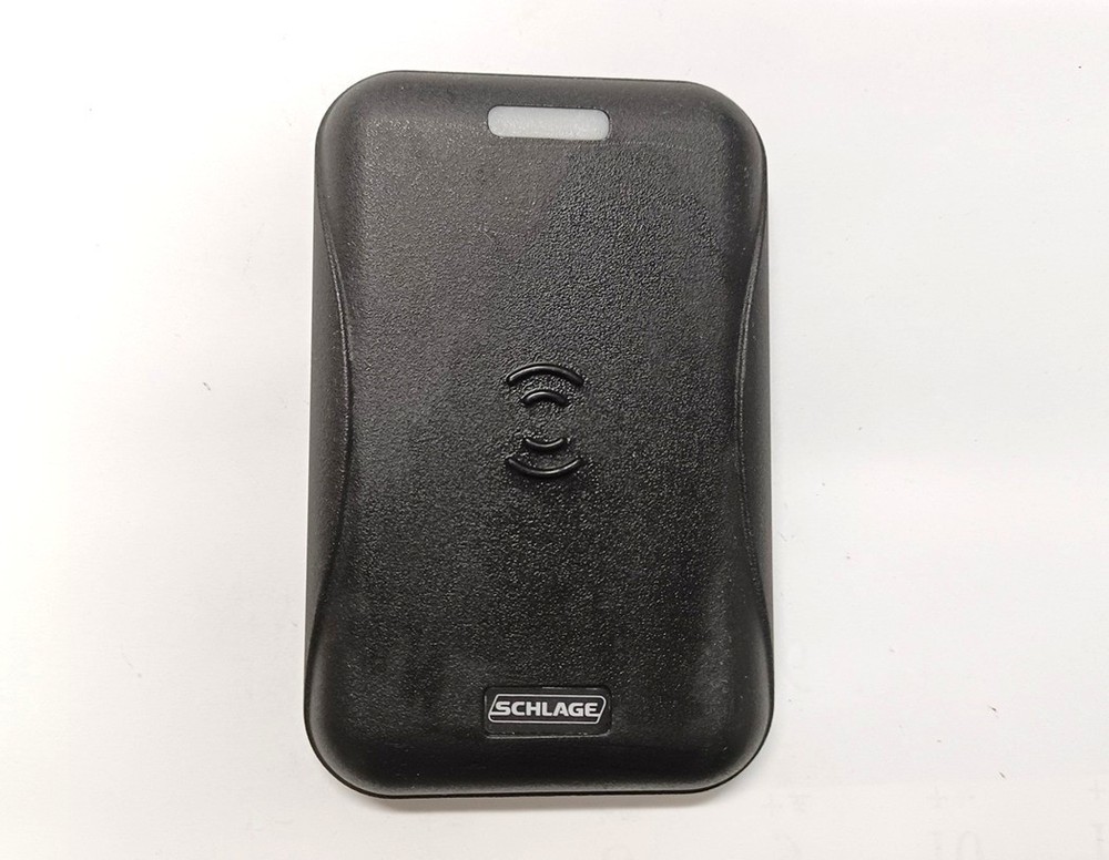 Schlage XceedID AptiQ M15 Access Control Reader without Back Mounting Plate Used