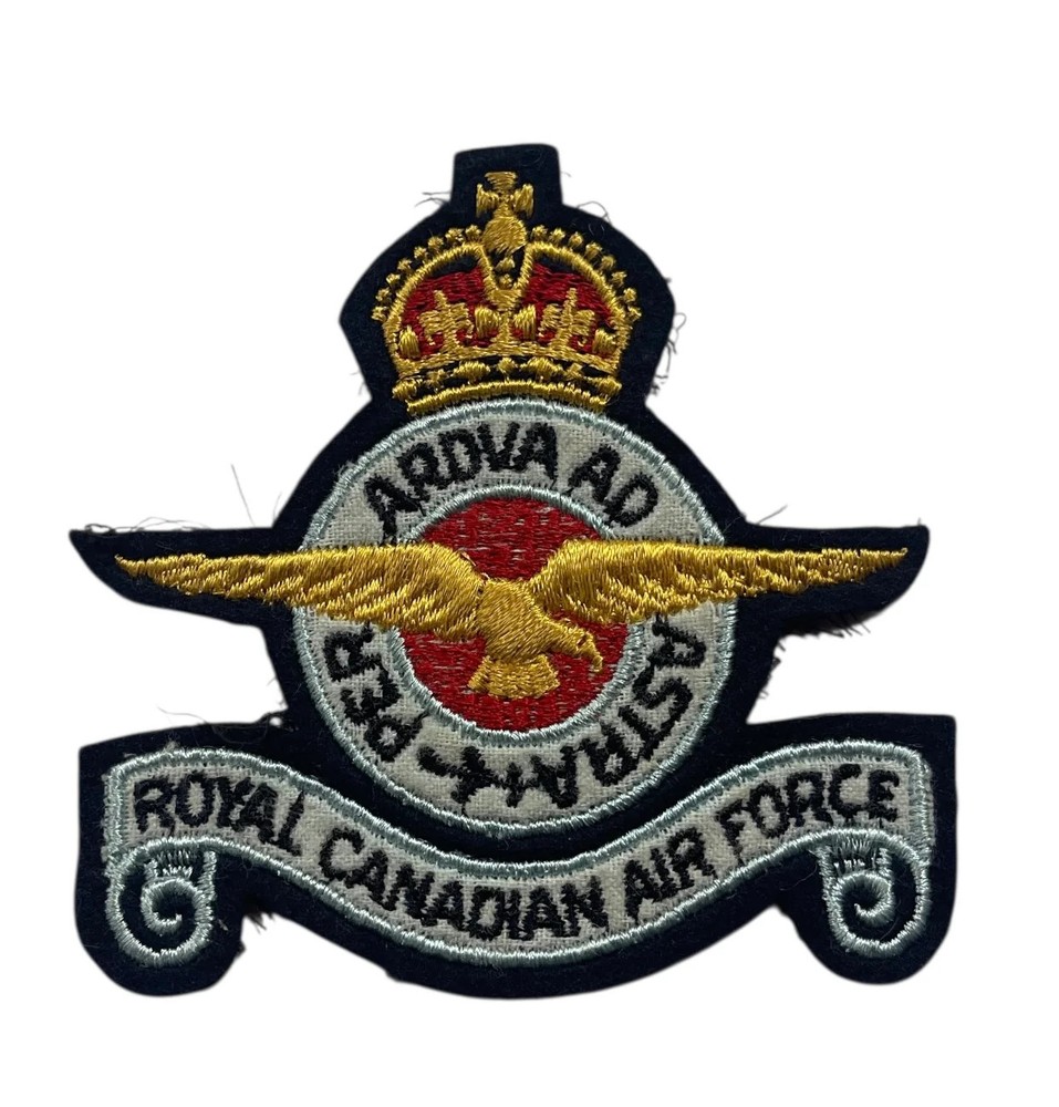 WW2 RCAF JACKET CREST / PATCH