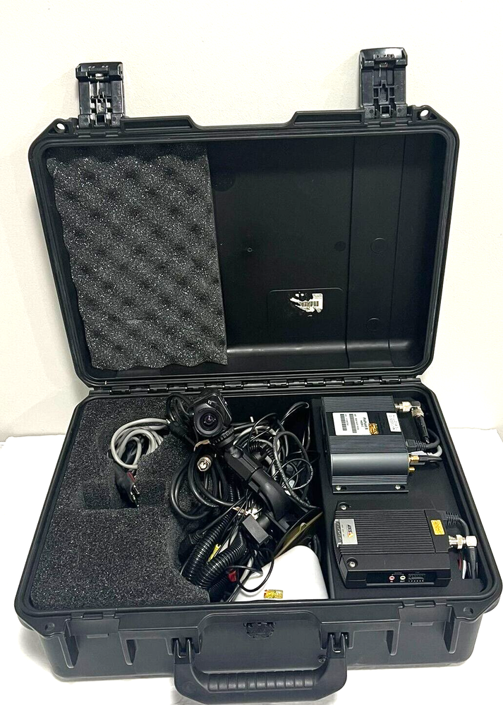 Watec WAT-232 Compact Color Day/Night Camera Bundle w/Case