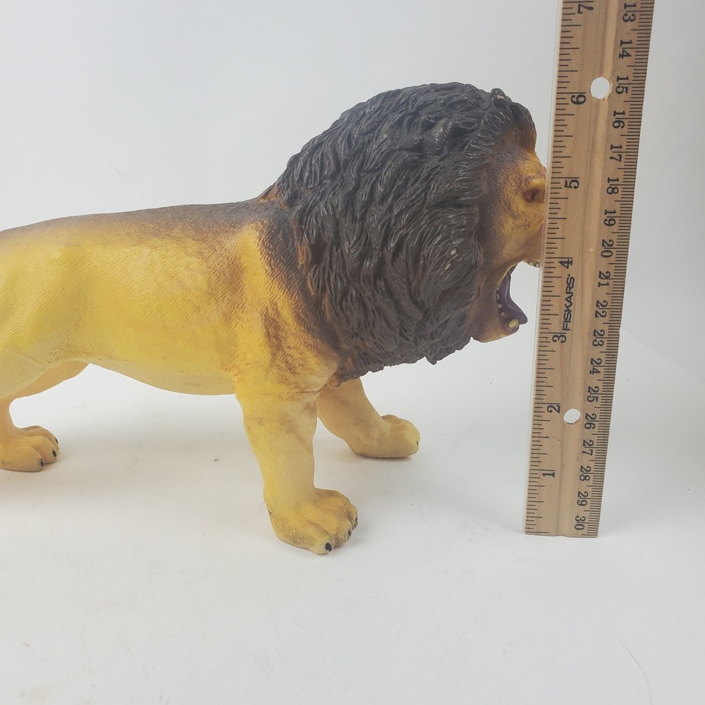 CREATOLOGY Rubber Lion 13"