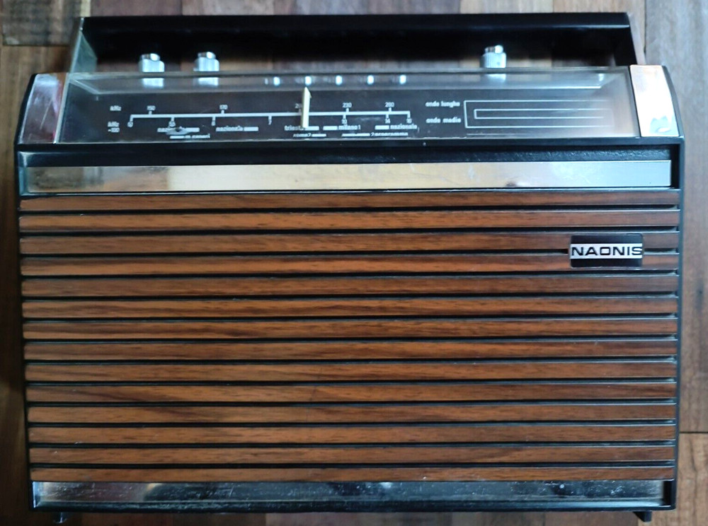 VINTAGE 70s Radio Transitor