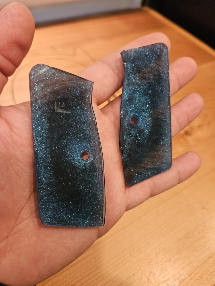 CCM 86 Frame Grip Panels